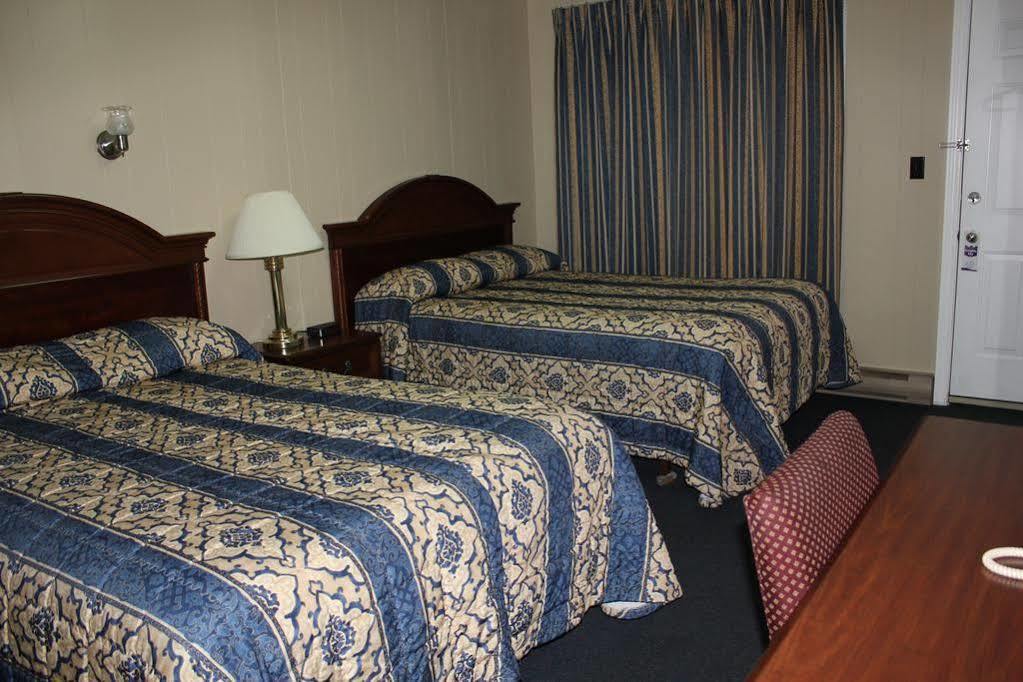 Nights Inn Owen Sound Exteriör bild